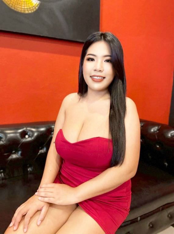 Soda 20 years old is a naughty young Thai masseuse